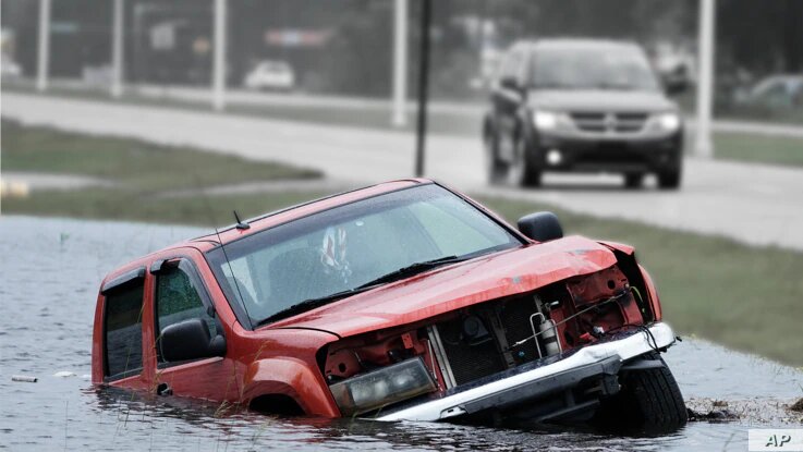 El huracán Ida ha dejado destrucción a su paso por Estados Unidos. | Foto: AP / VOA.