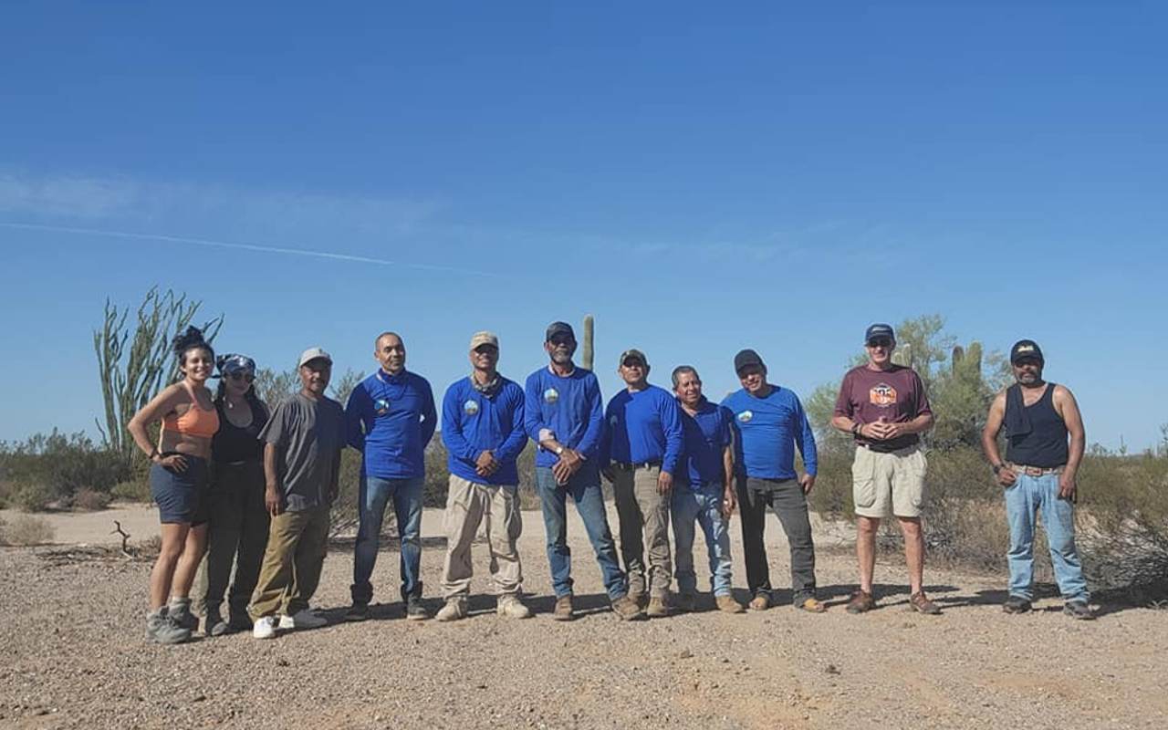 Voluntarios arriesgan a su vida en el desierto |Foto: Armadillo Búsqueda y Rescate