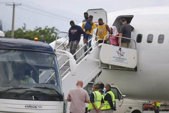 Los migrantes están siendo deportados a Haití, muchas veces sin saberlo. | Foto: Twitter @wilnermetelus.