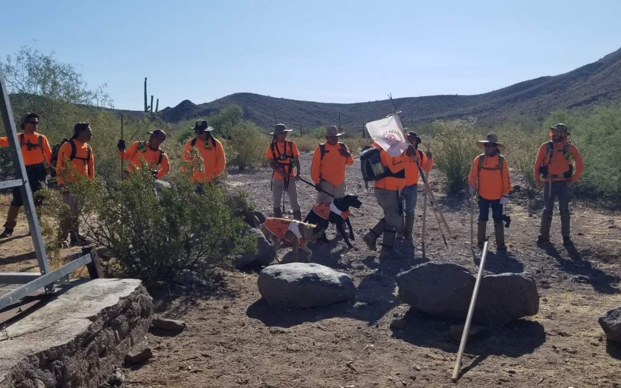 Muchos migrantes desaparecen en las áridas tierras del desierto | Foto: Armadillo Búsqueda y Rescate