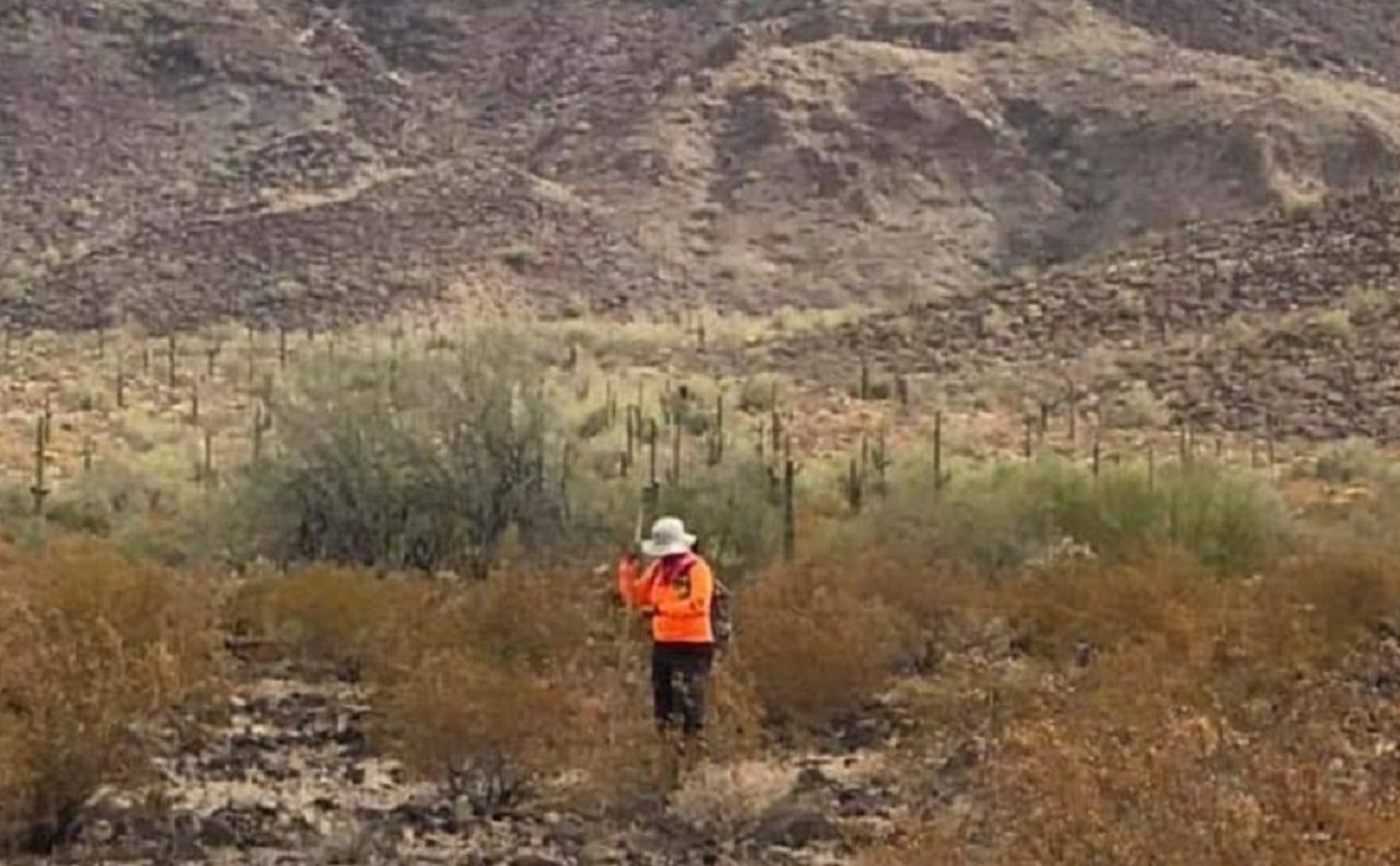 La historia de Pedro Hernández es similar a la de muchos migrantes que arriesgan sus vidas cruzando el desierto por Arizona, Texas, California y Nuevo México. | Foto: Facebook Retenes al Rescate.