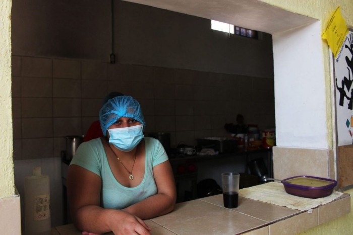Rocío espera volver a cruzar la frontera norte. | Foto: Ciela Ávila/La Verdad Juárez