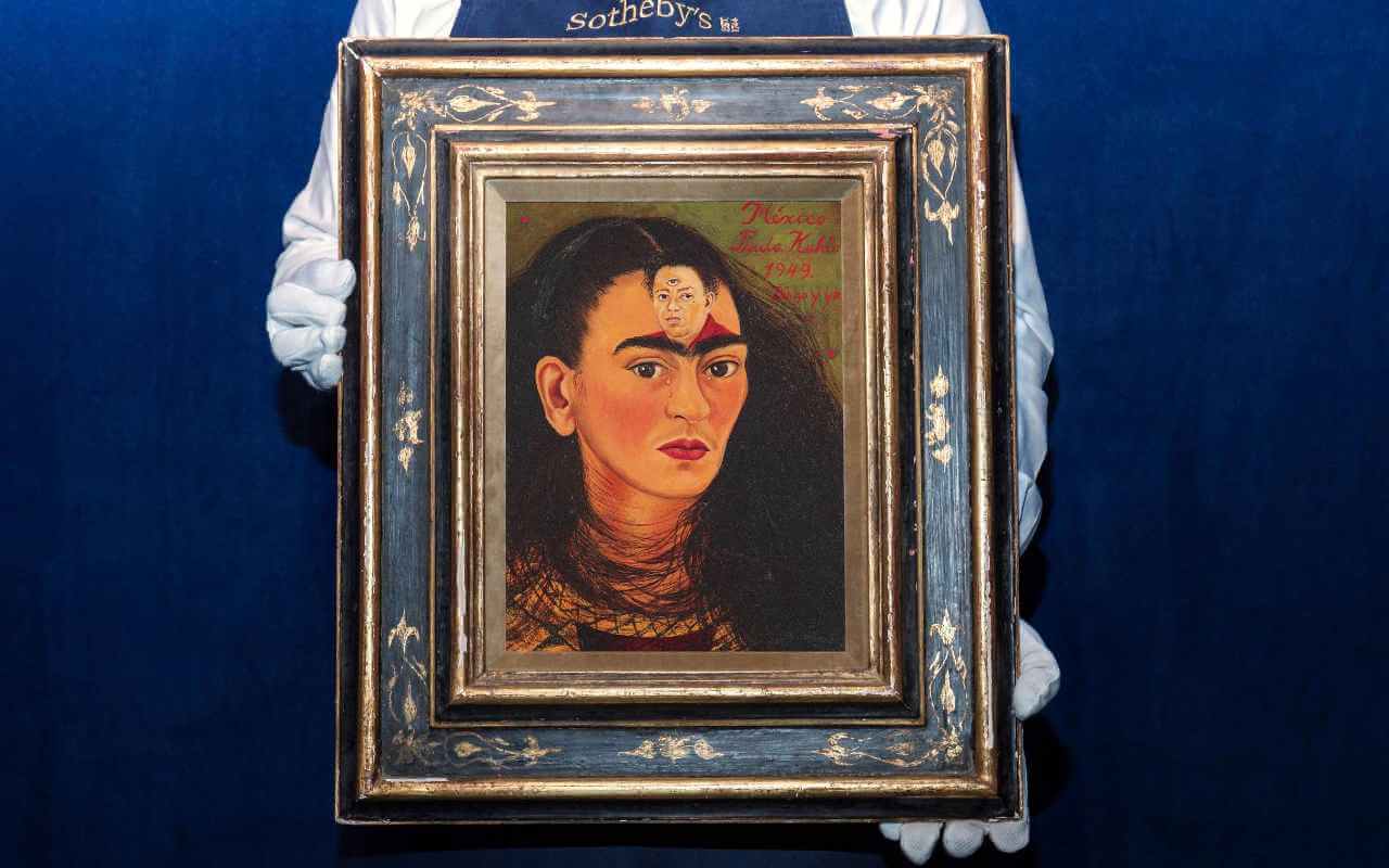 El autorretrato de Frida Kahlo representa su complicada relación con Diego Rivera | Foto: @Sothebys