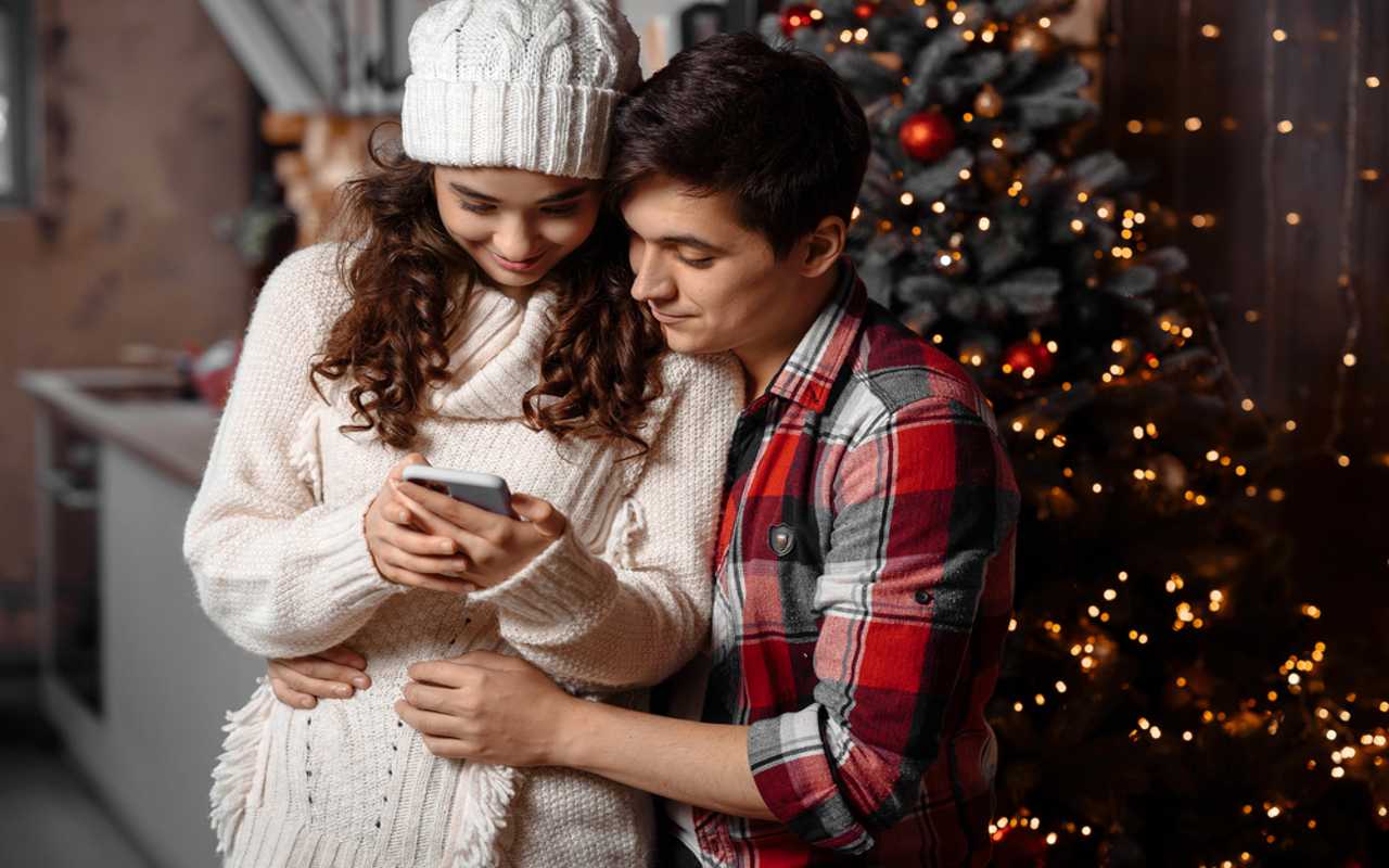 Frases de Navidad 2021: Los mejores mensajes para enviar a tus seres queridos. | Foto: Depositphotos