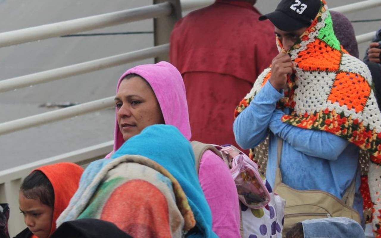 Gobierno de México da 100 visas humanitarias a migrantes de la caravana. | Foto: Cortesía de Pueblo Sin Fronteras.