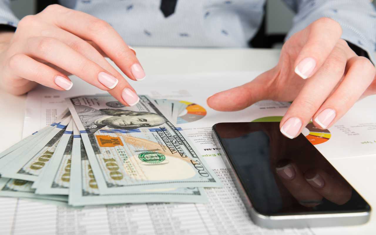 Zelle, Venmo y Cash App reportarán al IRS los pagos mayores a 600 dólares. | Foto: Depositphotos