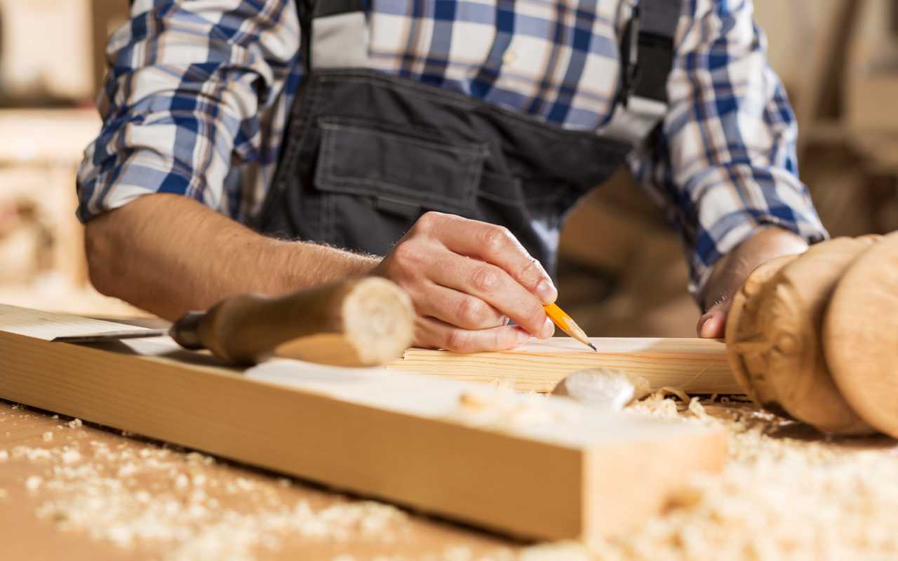 Canadá está dándole trabajo a carpinteros mexicanos. | Foto: Depositphotos
