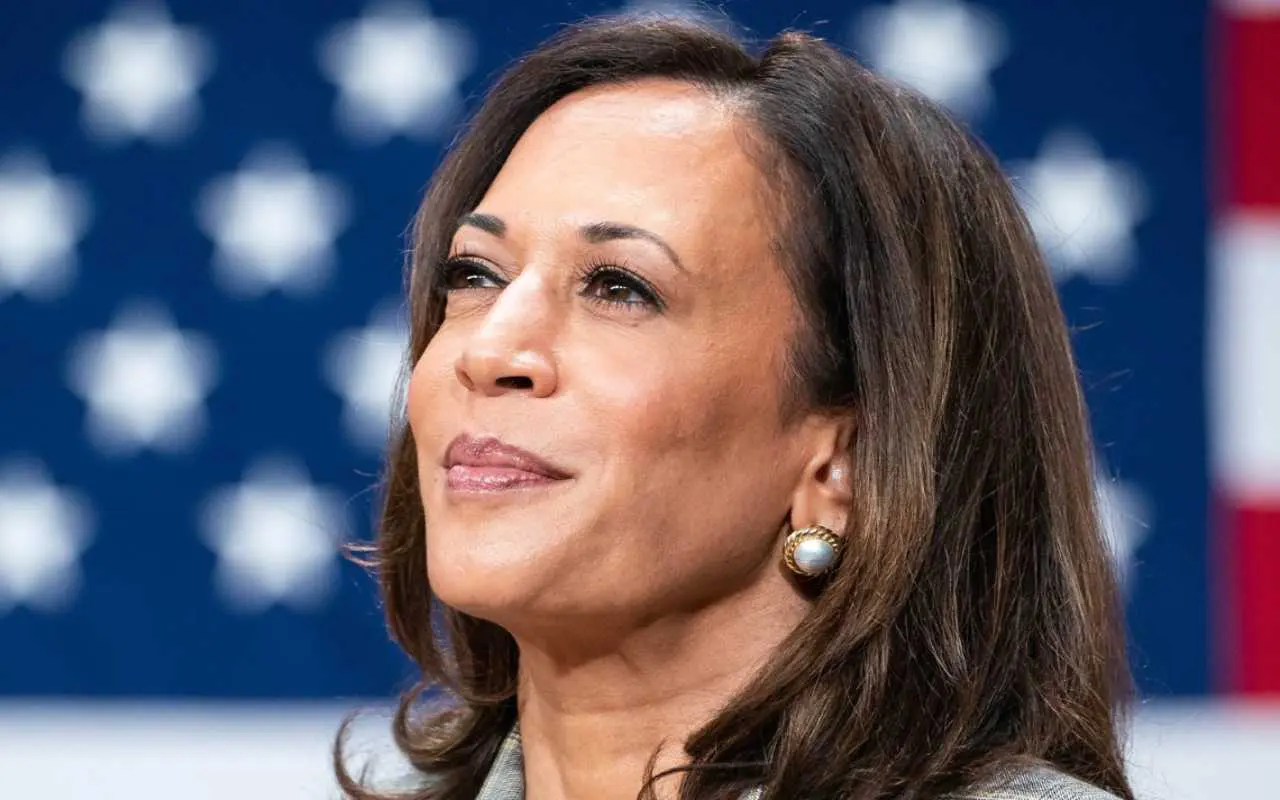 Kamala-Harris-vicepresidenta-de-USA-da-positivo-a-Covid-19.jpg