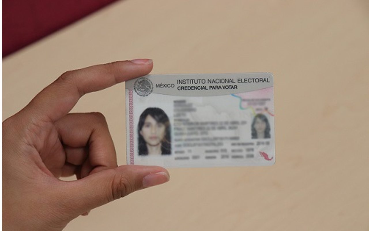 La mayoría de los mexicanos que votaron desde el extranjero en 2021 prefirieron el voto electrónico | Foto: INE México