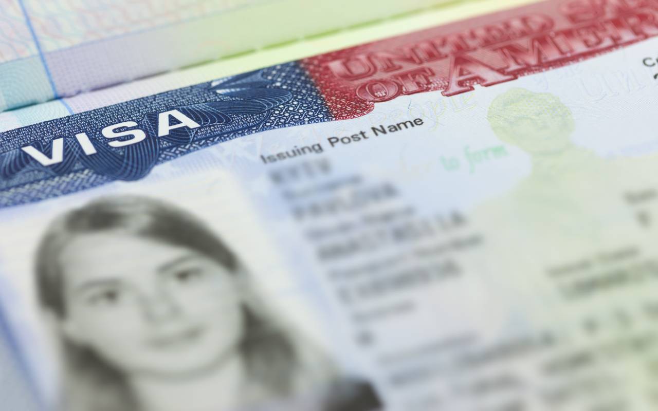 Te decimos cómo puedes solicitar una visa americana 2022 en Cuba. | Foto: Depositphotos