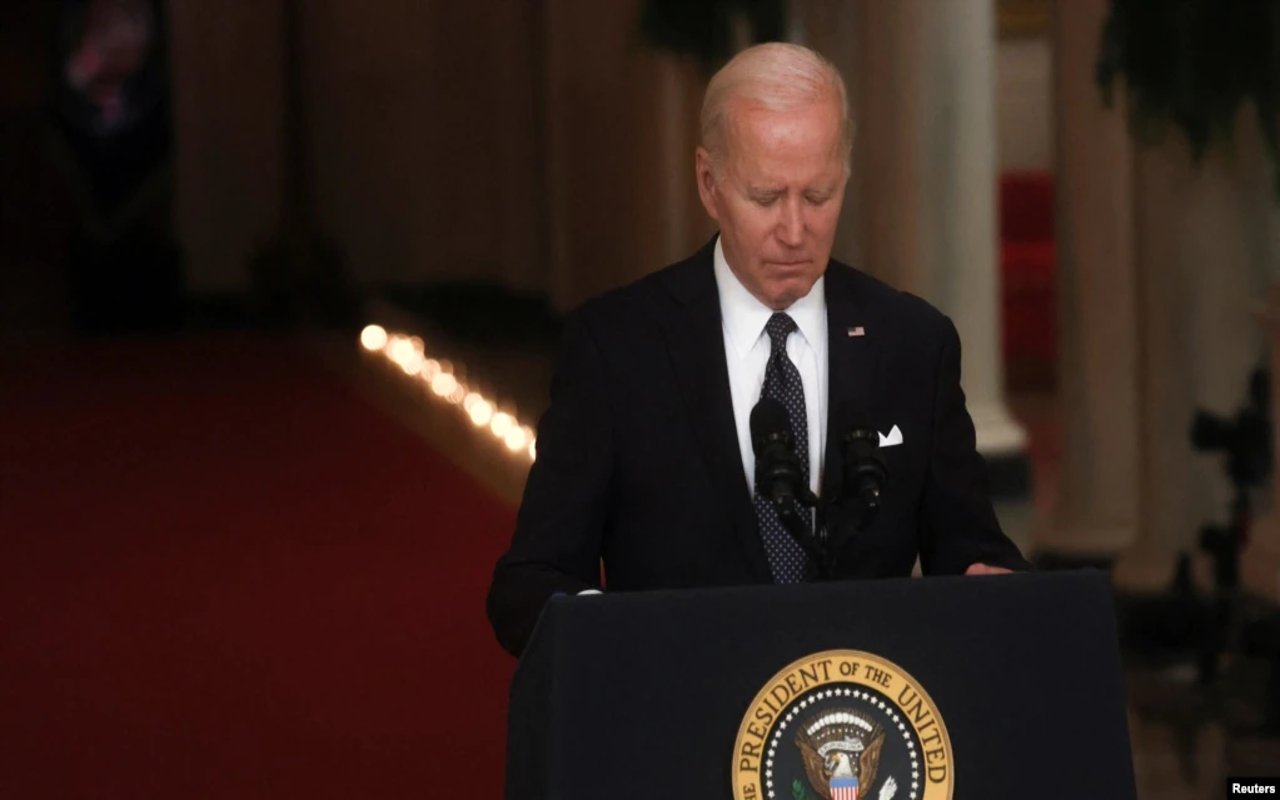 Joe Biden exigió al Congreso que se aborde el control de armas de fuego en USA. | Foto: VOA / Reuters.