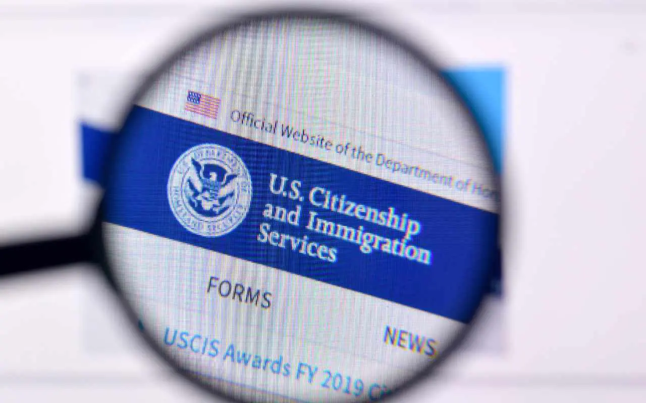 Las 3 Mejores Formas De Contactar Con Uscis Por Un Trámite Migratorio 0040