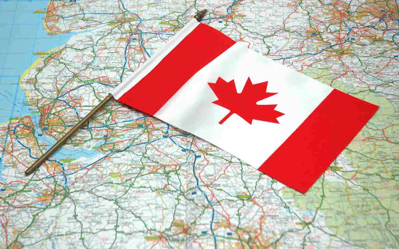 Obtén trabajo en Canadá sin saber inglés. | Foto: Depositphotos