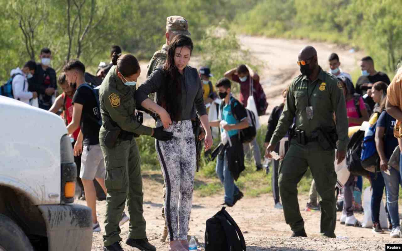 Las prioridades de deportación están prohíbidas hasta nuevo aviso en Estados Unidos. | Foto: VOA / Reuters.