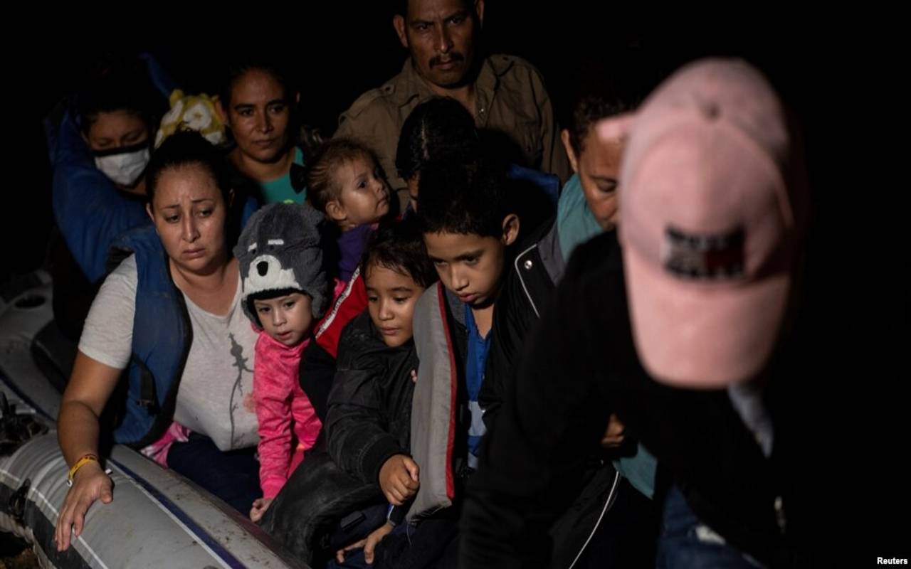 Más de 400 familias pudieron verse de nuevo gracias a la reunificación familiar. | Foto: VOA / Reuters.