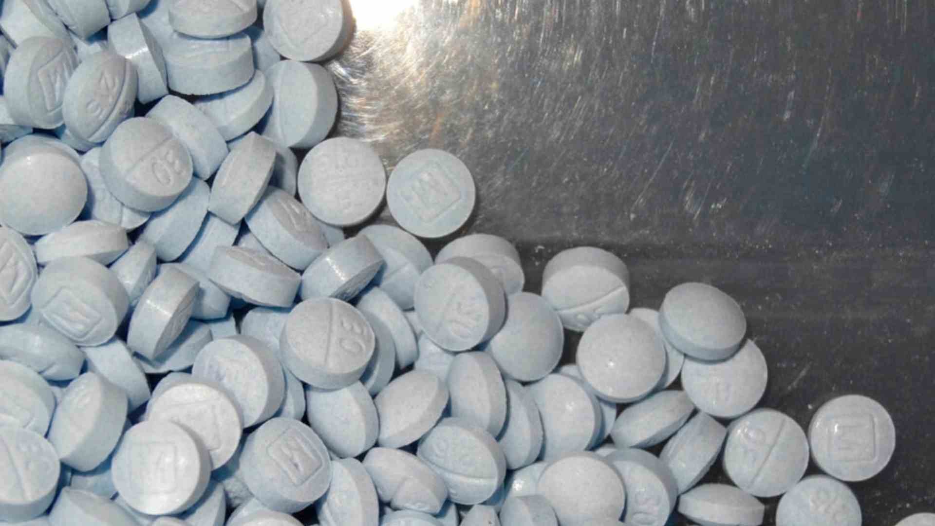 Según datos de la CDC durante 2021 más de 107 mil personas fallecieron por sobredosis de drogas, un aumento de casi el 15%. | Foto: VOA/AP