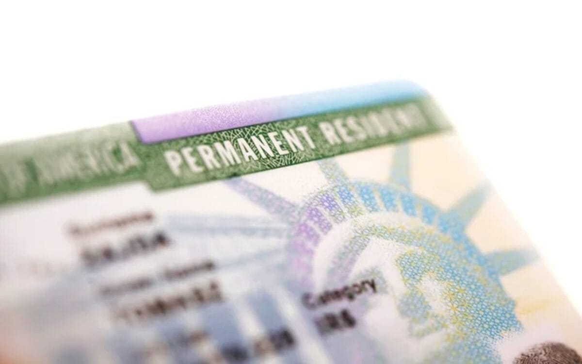 USCIS aprobó la extensión de validez de la Green Card. | Foto: Depositphotos