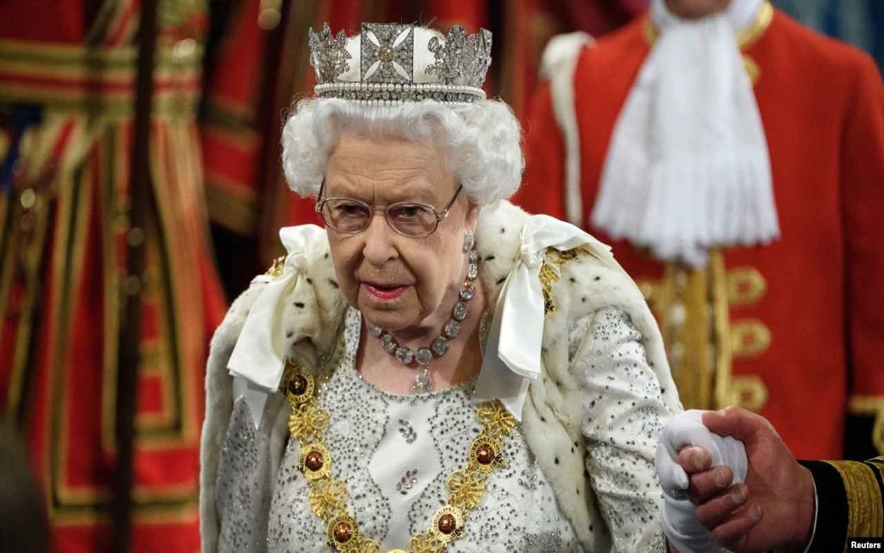 Te decimos quién es el heredero al trono tras la muerte de la reina Isabel II. | Foto: VOA / Reuters.