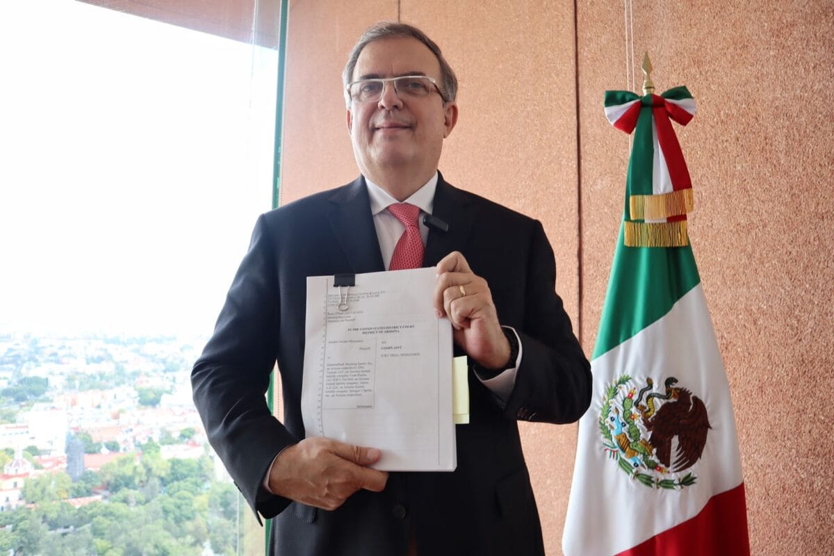Gobierno de México impone nueva demanda referente all tráfico de armas provenientes de Estados Unidos. | Foto: Gobierno de México.