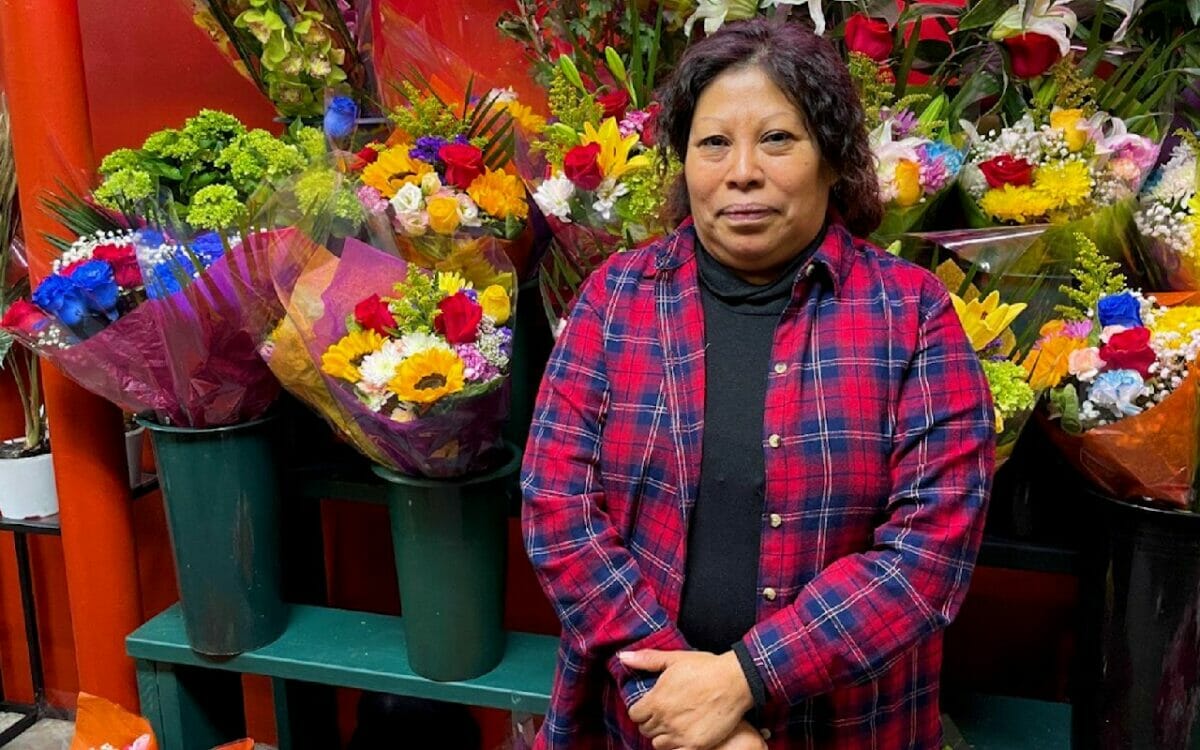 Rocío Martínez, la mexicana que logró abrir una florería en East Harlem