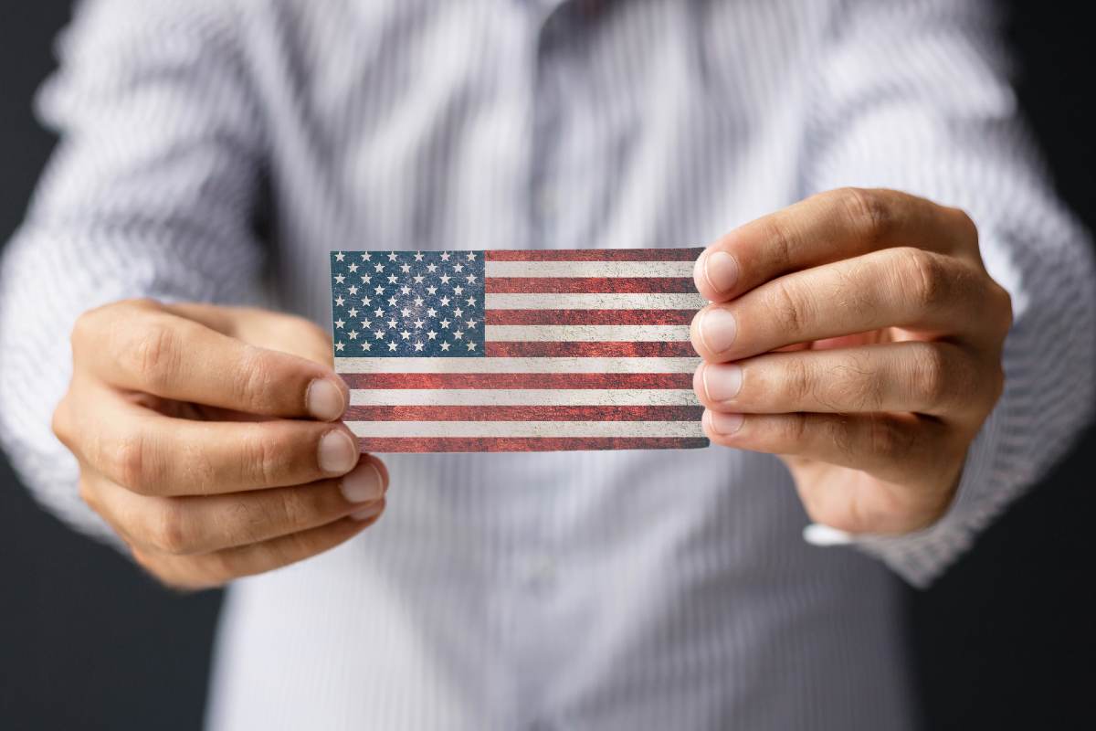 Alrededor de mil 500 personas realizan un examen experimental con la nueva prueba para la ciudadanía americana | Foto: Imagen de Archivo de Depositphotos