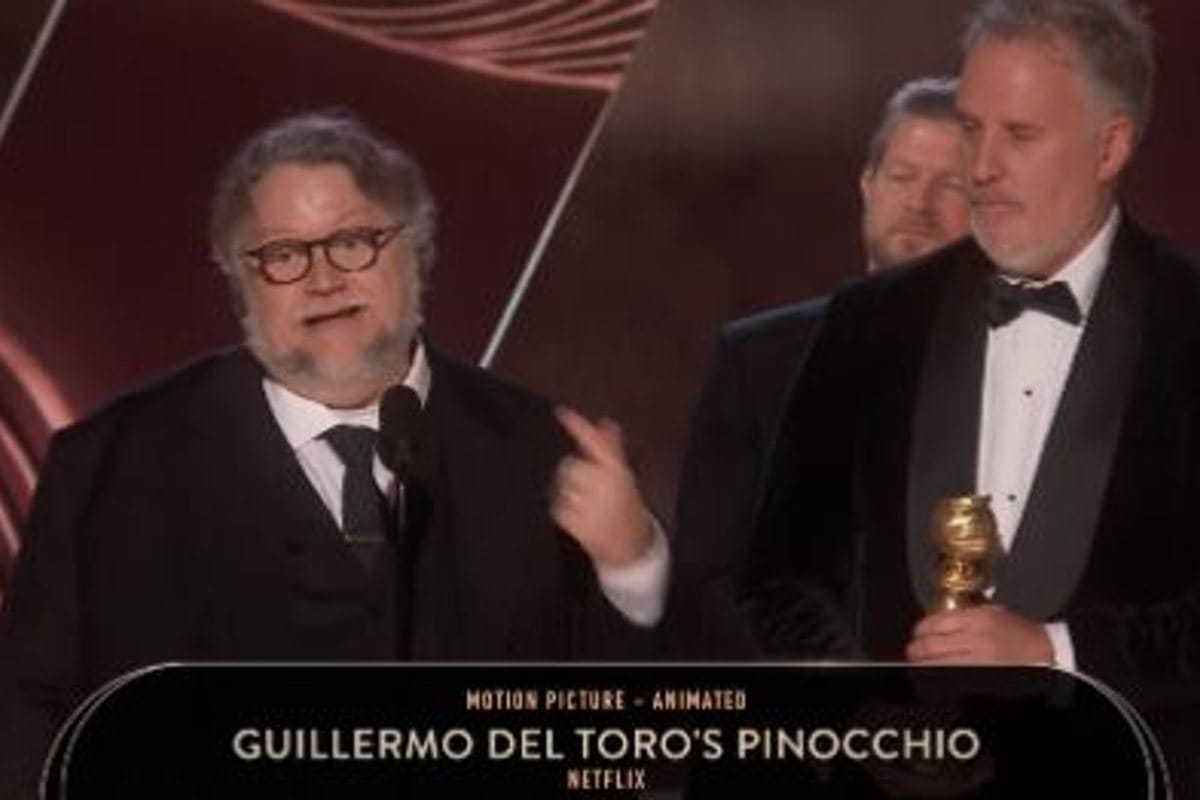 Guillermo del Toro el mexicano gana Golden Globe por Pinocho