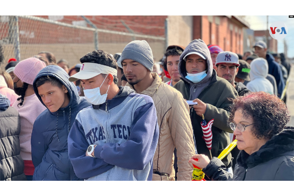 Cientos de migrantes han recuperado la esperanza con la visita del presidente Joe Biden a la frontera. | Foto: Voz de América.
