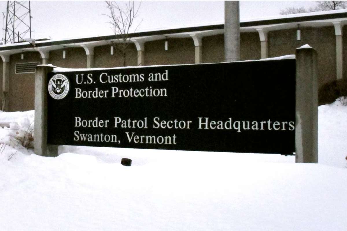 El migrante mexicano fue encontrado a poca distancia del oeste de Derby Line, Vermont | Foto: AP / Voz de América