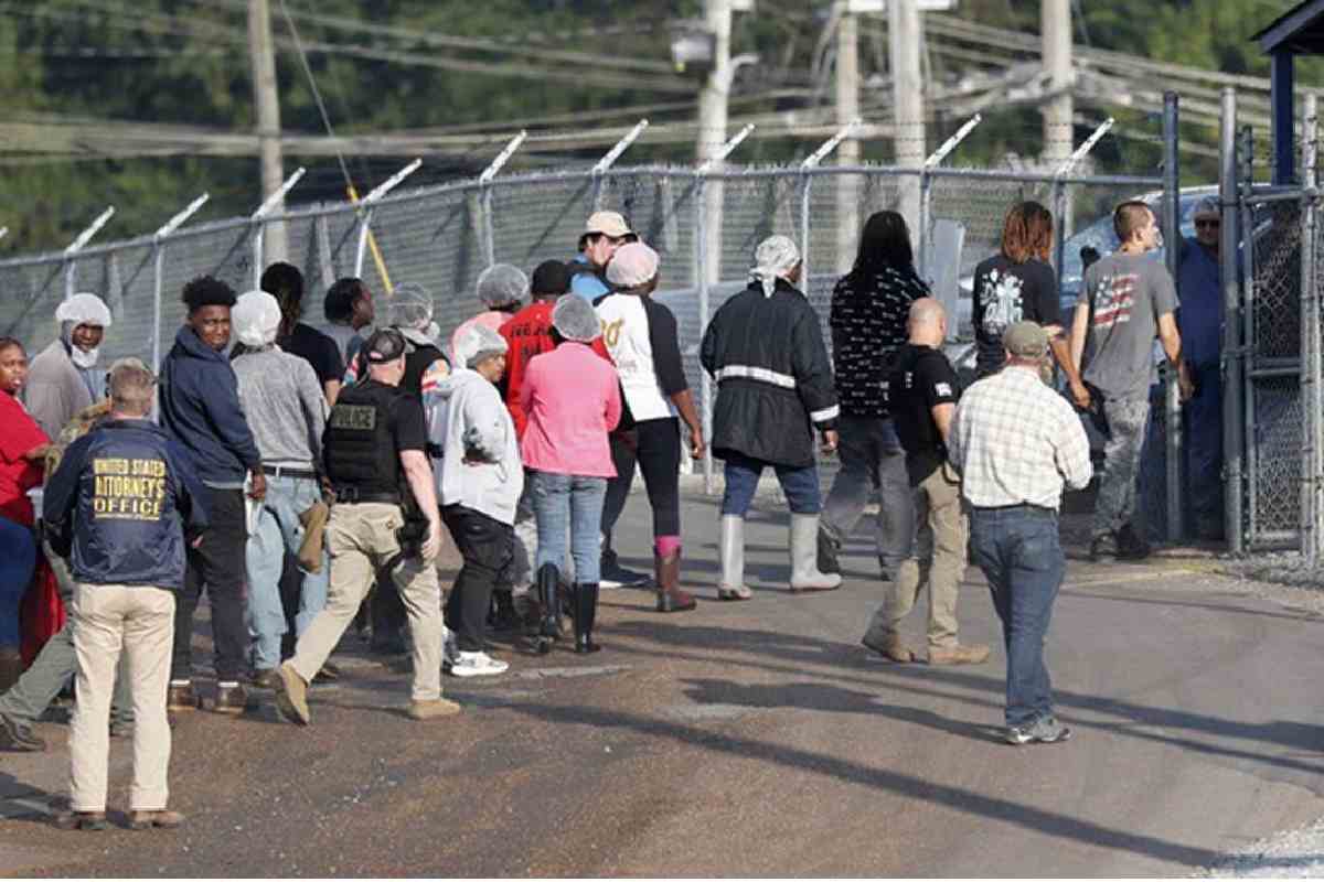 La Corte determinó que se indemnizará por 1.17 millones de dólares a los migrantes detenidos en la redada en Tennessee. | Foto: Especial.