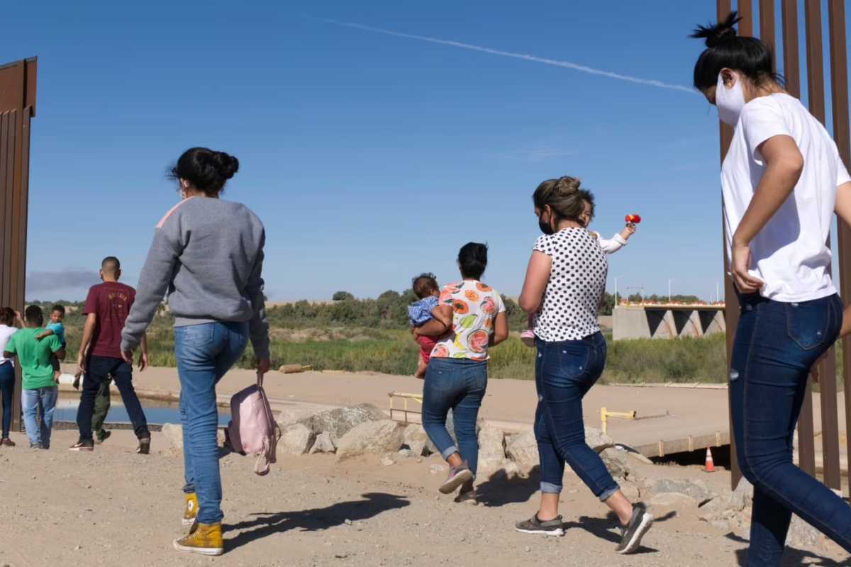 Si bien solicitar asilo por violencia doméstica no es tan común, existen situaciones en la que una petición de este tipo es válida | Foto: AP / Voz de América