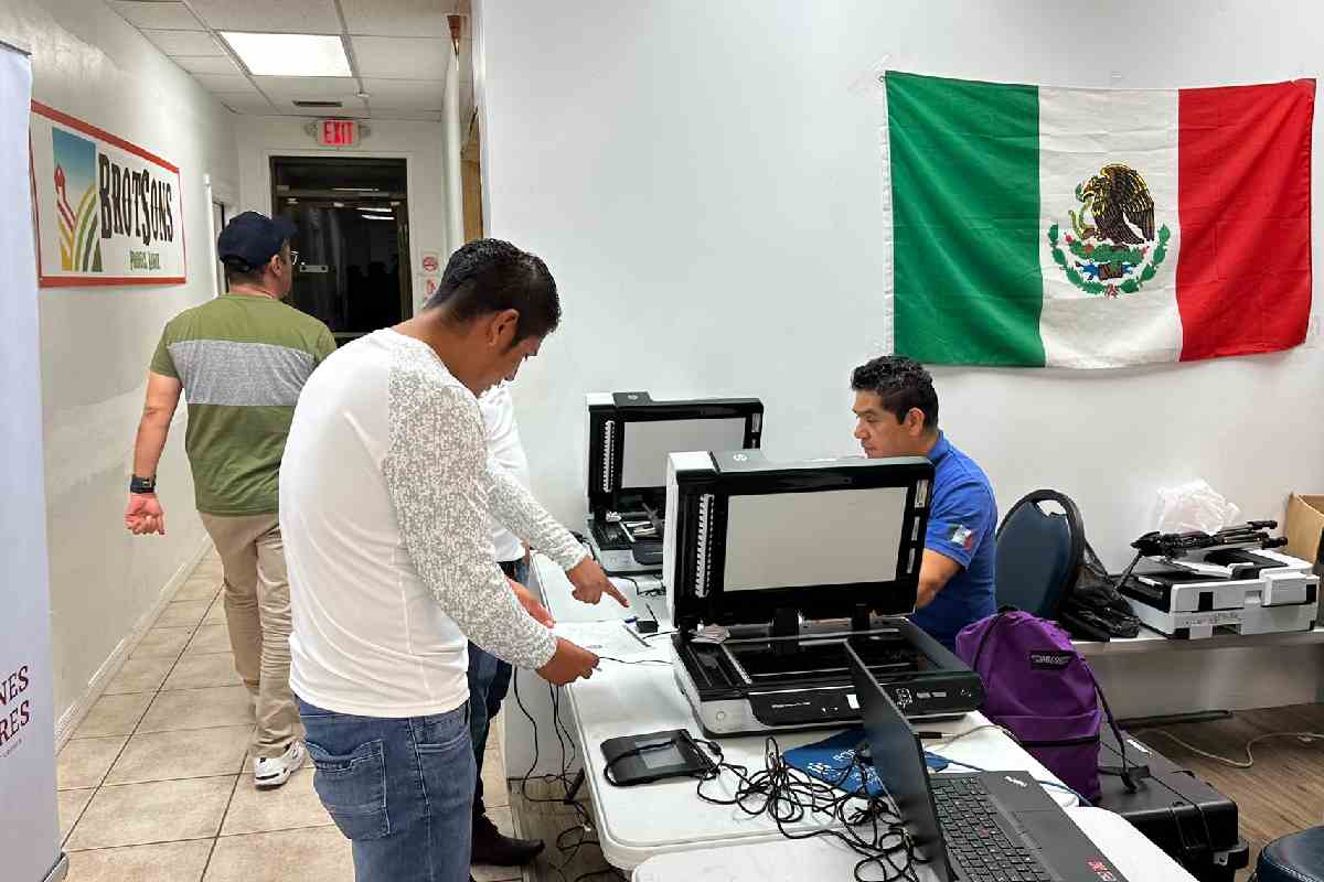 Al momento de confirmar tu cita te aparecerá la ubicación completa a la que debes acudir. | Foto: Foto: Consulado de México en Orlando Twitter