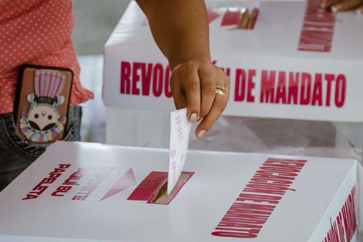 Elecciones 2024 INE votos en el extranjero || Foto:imagen de archivo de depositphotos