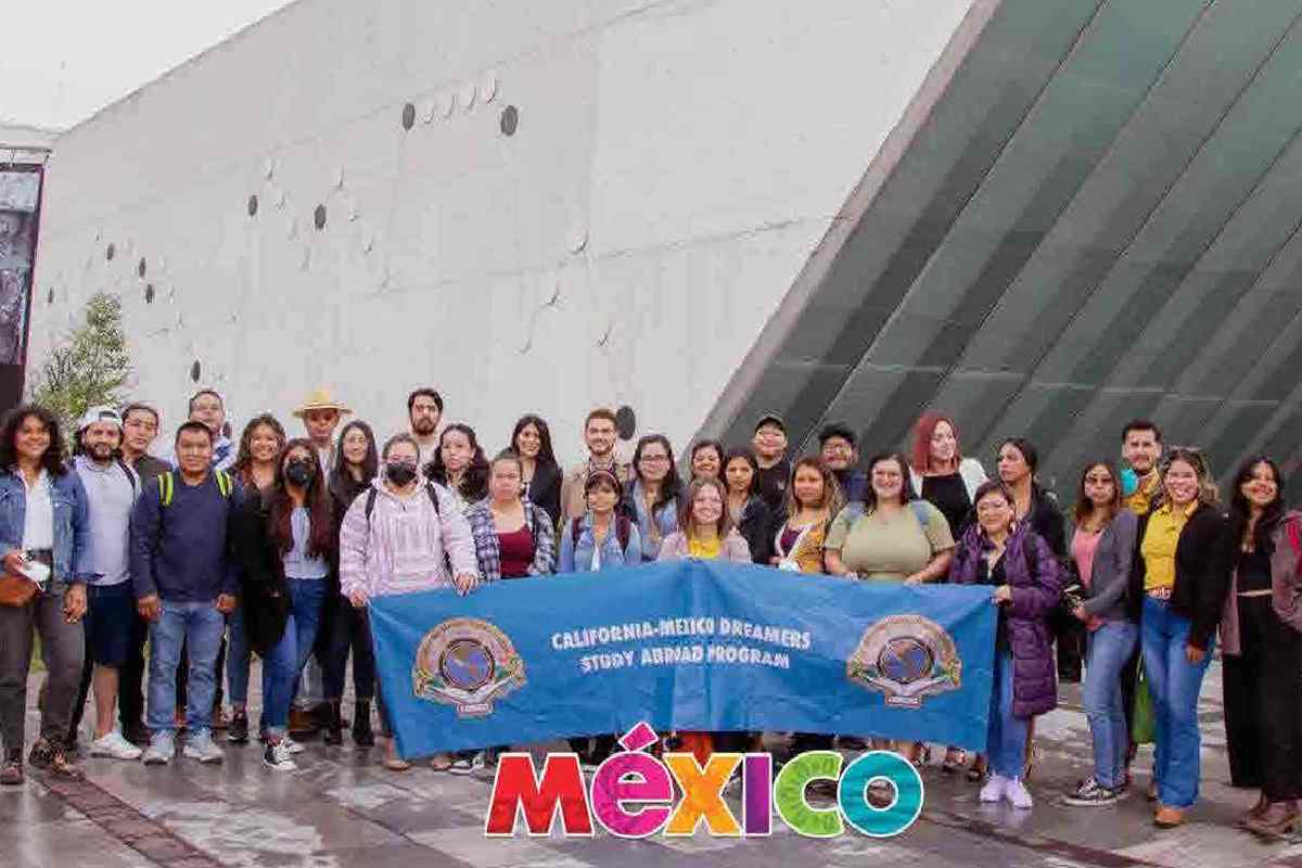 Envía tu carta de recomendación antes del 31 de julio | Foto: California-Mexico Studies Center Facebook