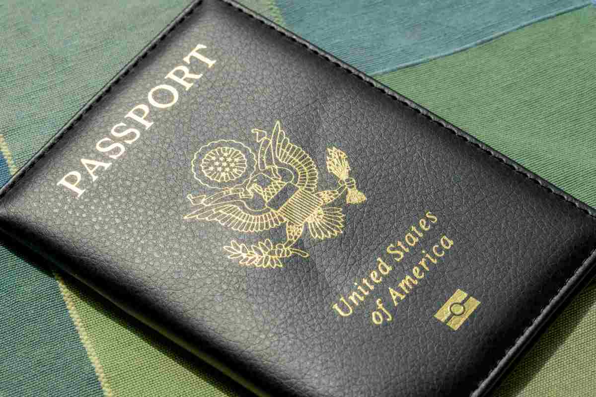 El médico nunca sospechó que tramitar su pasaporte americano le traería problemas, pues uno de sus hermanos es ciudadano. | Foto: imagen de archivo de depositphotos