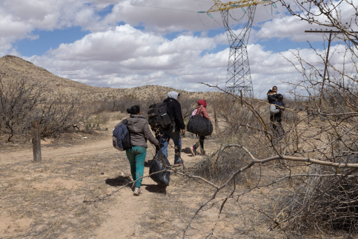 Tucson, Del Río y San Diego son las ciudades donde pasan más migrantes irregulares | Foto: imagen archivo de depositphotos