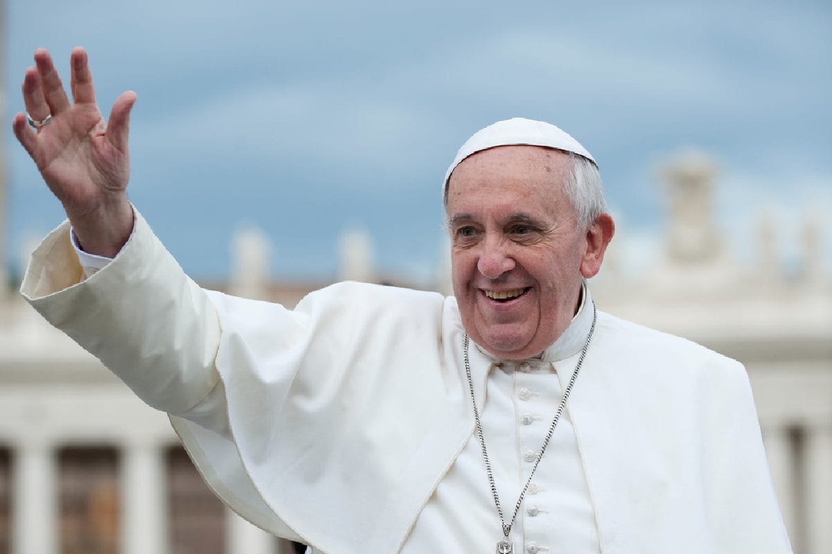 El Papa Francisco dice que la bendición de parejas homosexuales no significa la legitimación del matrimonio entre personas del mismo sexo | Foto: imagen archivo de depositphotos
