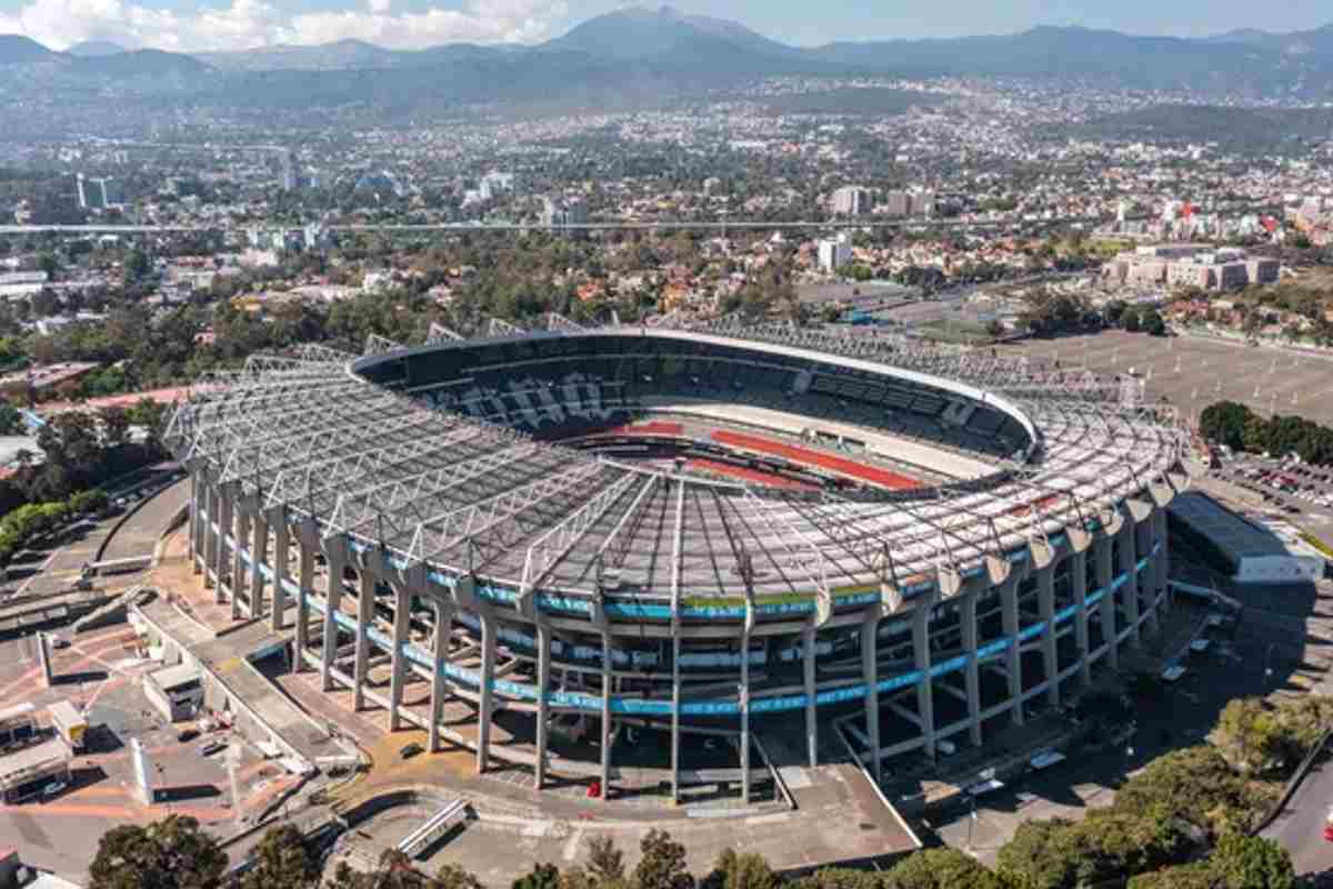 Inauguración del mundial en el Estadio Azteca || Foto: Imagen de archivo de Depositphotos