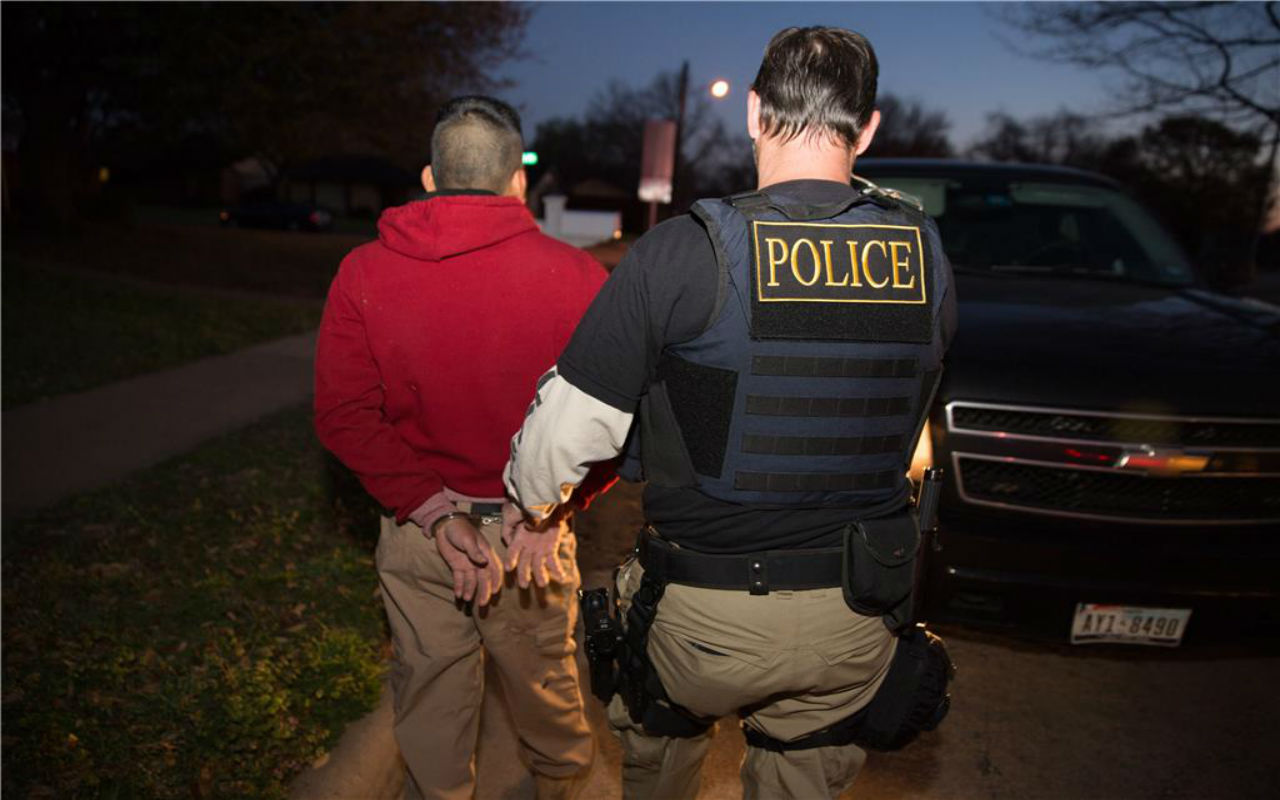 La ley antiinmigrante en Luisiana castigaría con un año de prisión a personas que hayan ingresado sin papeles al estado | Foto: ICEgov