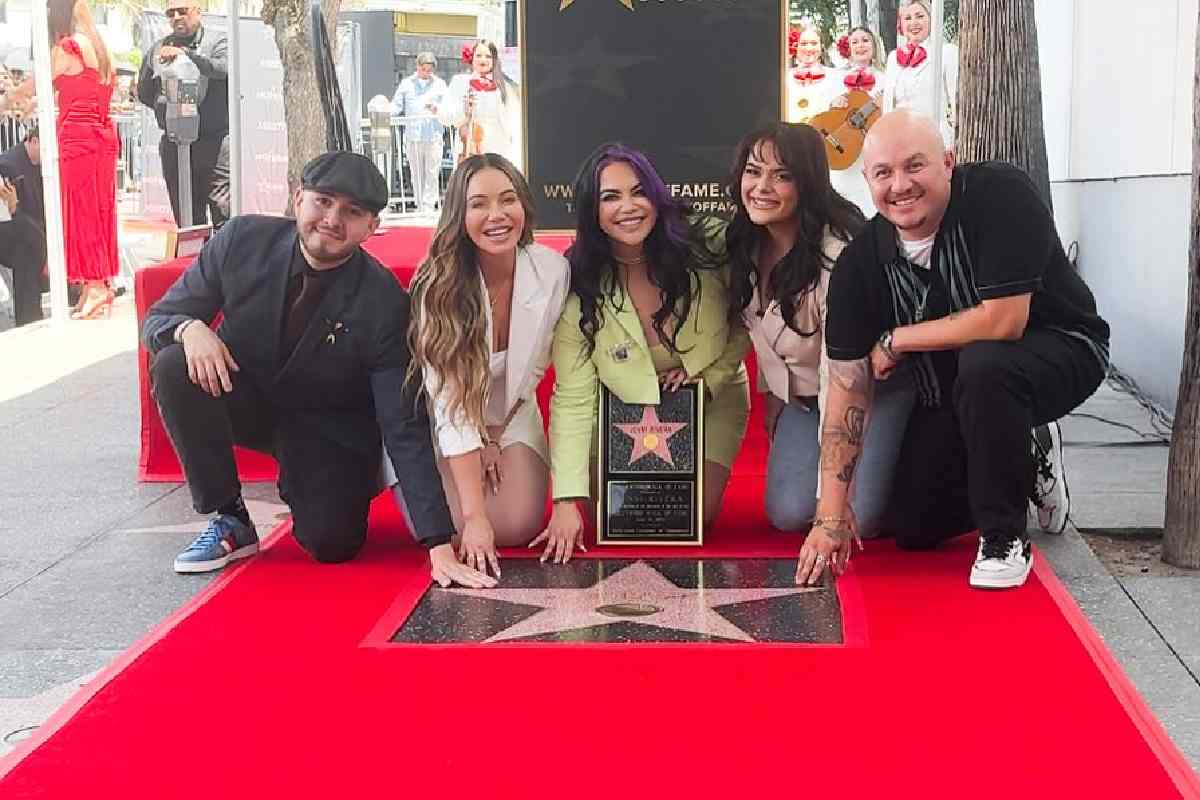 ¡Develan la estrella de Jenni Rivera en Hollywood! Acudieron sus cinco hijos | Foto: Jenni Rivera FB